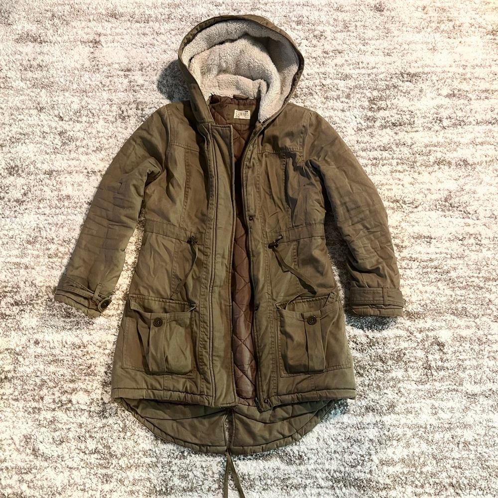 Size medium LA Hearts winter coat